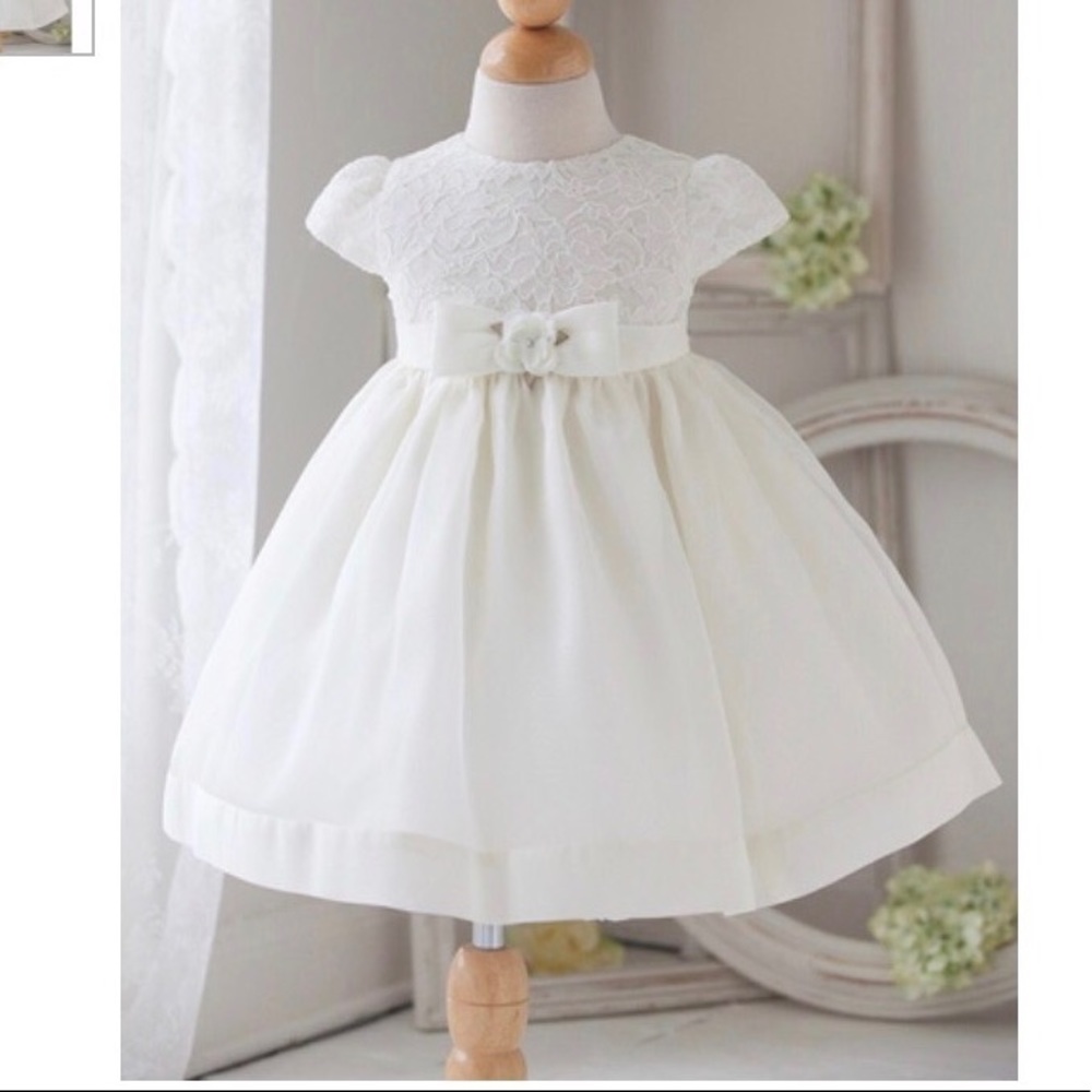 NWT INFANT GIRLS WHITE FORMAL DRESS CAP SLEEVE